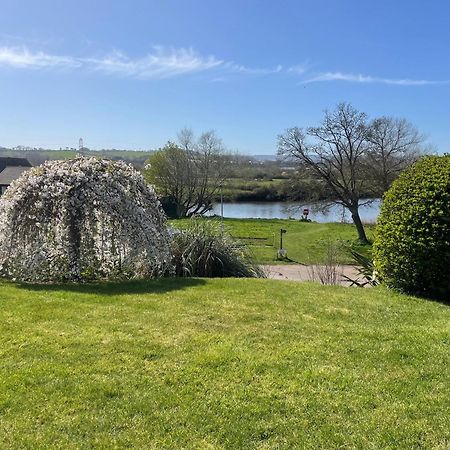 River Retreat Apartment Exeter - River Views & Parking Exterior foto